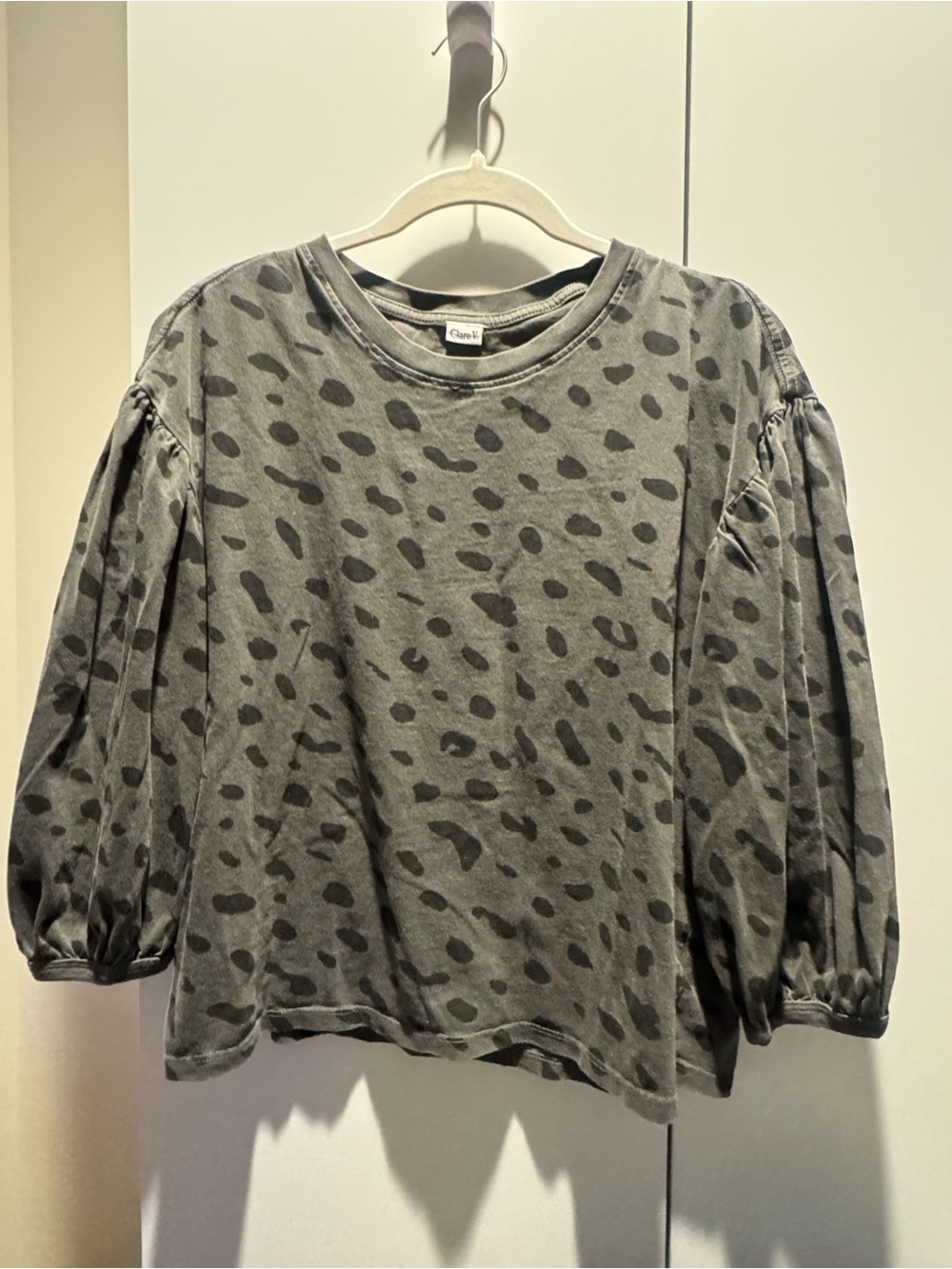 Clare V Gray jaguar-Print Balloon 3/4 Sleeve Top